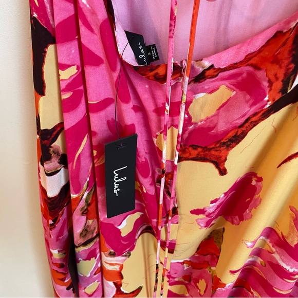 NWT Lulu’s Floral Maxi Strappy Open Back and Front Slit Size Small - Picture 9 of 15
